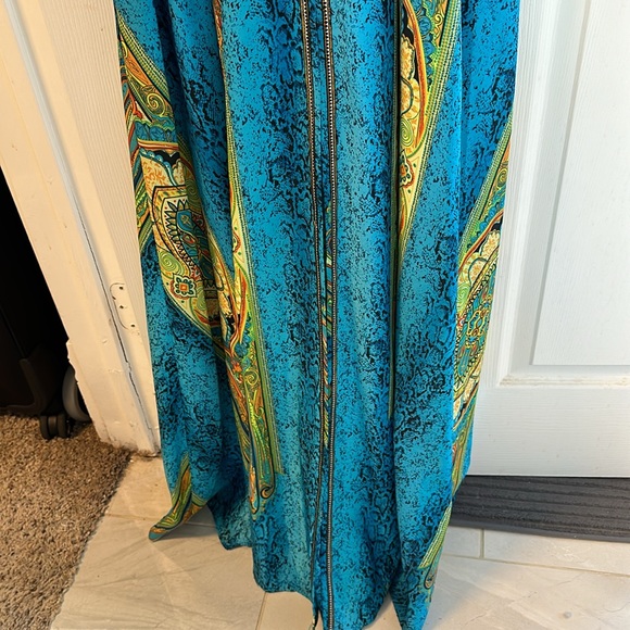 Women’s long sleeve maxidress, aqua with Paisley pattern size small - Picture 4 of 9